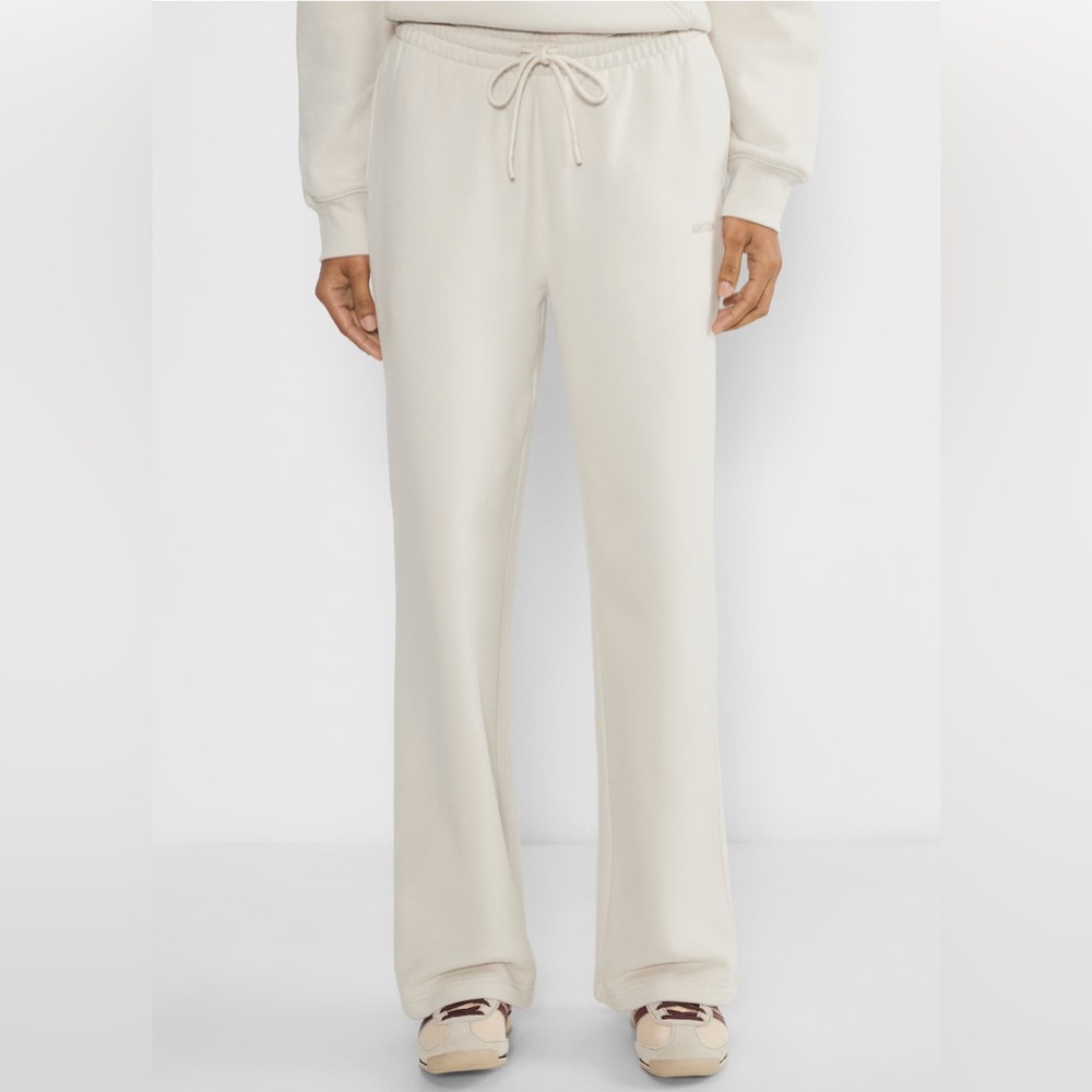 Aritzia cozy fleece boyfriend fit xs short pant